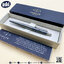 ปากกาสลักชื่อ PARKER ปากกาลูกลื่น ป๊ากเกอร์ จ๊อตเตอร์ พรีเมี่ยม อ๊อกซ์ฟอร์ดกรีน สีเขียวเทา คลิปเงิน PARKER Jotter Premium Oxford Green Pinstripe CT Ballpoint Pen