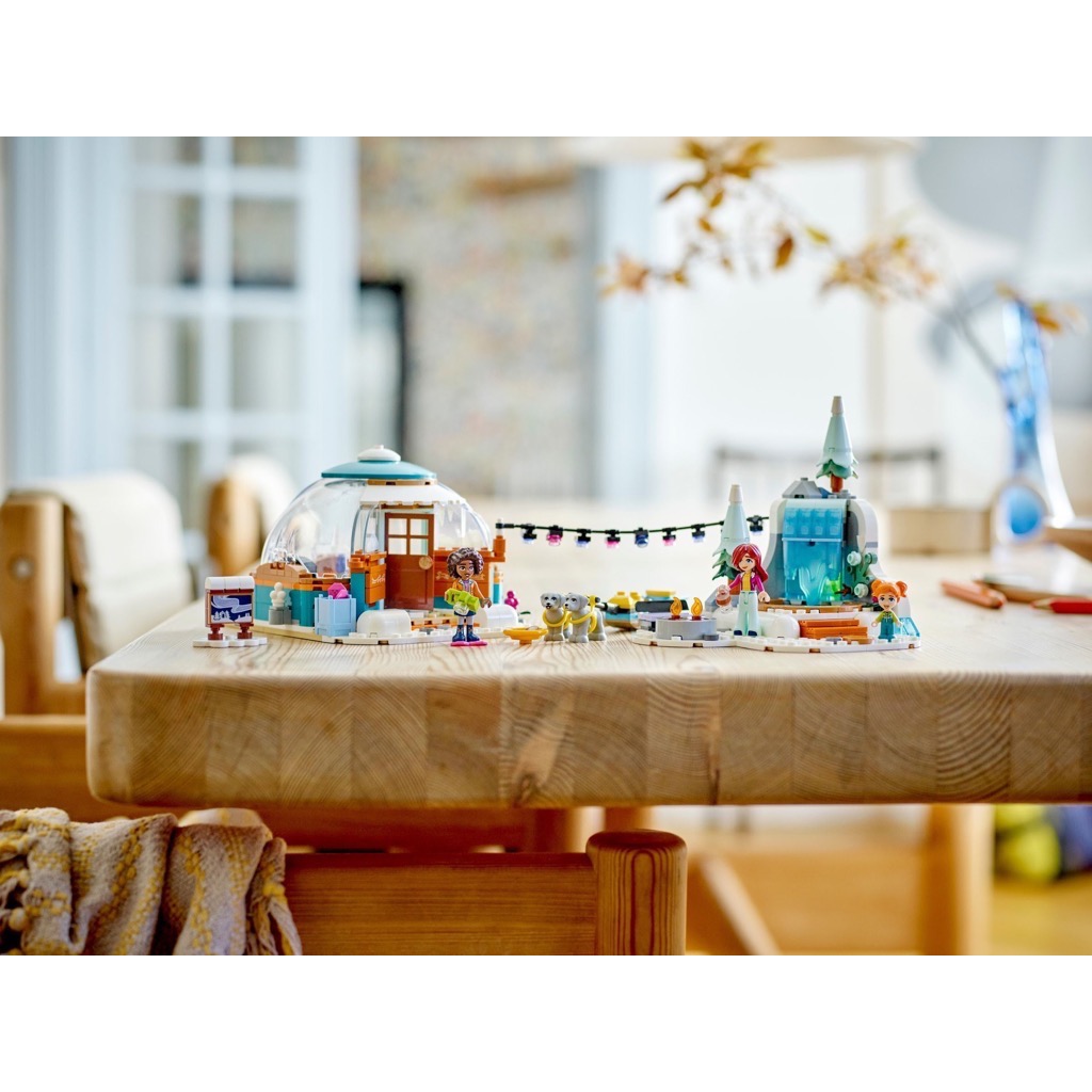 เลโก้ LEGO Friends 41760 Igloo Holiday Adventure