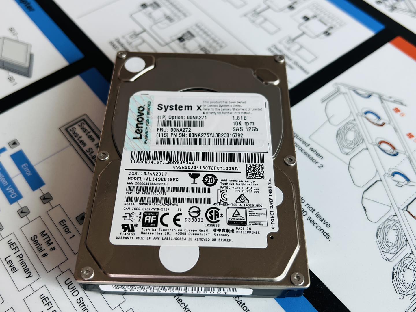 hdd sas 1.8tb 10k 12Gbps 2.5" lenovo ฮาร์ดดิสเซิร์ฟเวอร์มือสองพร้อมใช้งาน