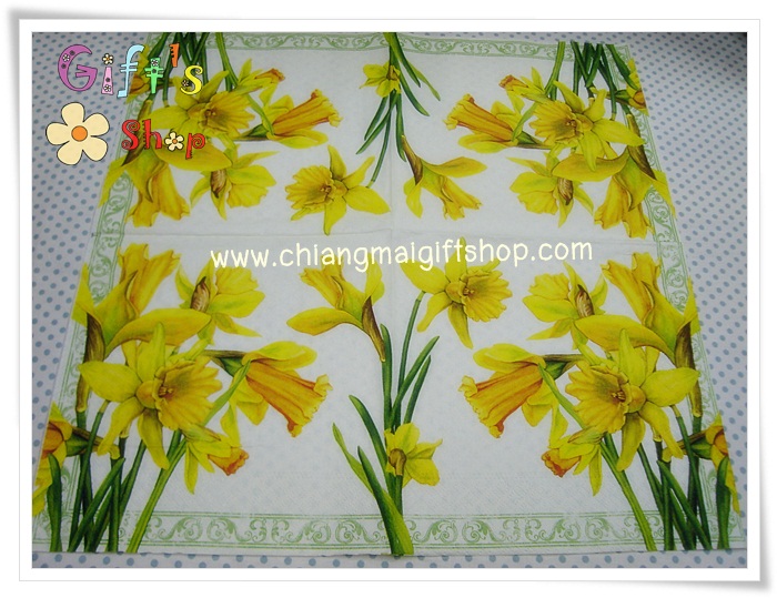 กระดาษแนปกิ้น ลายดอกไม้สีเหลือง พื้นหลังสีขาว