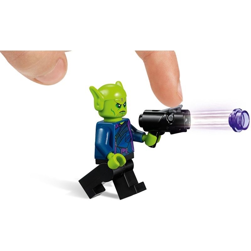 LEGO Super Heroes 76127 Captain Marvel and The Skrull Attack