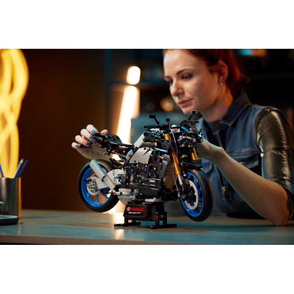 เลโก้ LEGO Technic 42159 Yamaha MT-10 SP