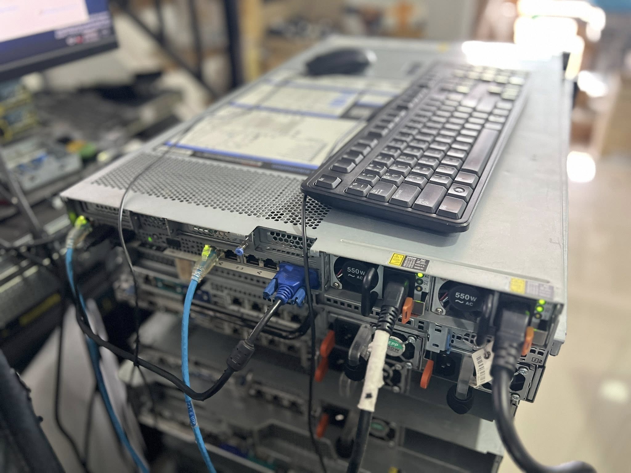 server Lenovo X3550 M5 64gb 14cores MT 8869AC1 ประกัน 3 เดือน เซิฟเวอร์เลอโนโวมือสองพร้อมใช้งาน