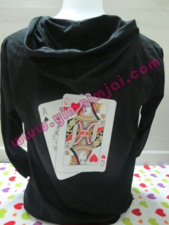 เสื้อฮู้ดสีดำแขนยาว สกรีนQueen