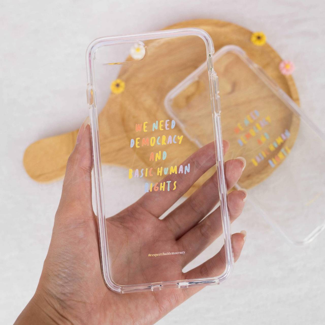 เคสพรีเมี่ยมใส ขอบดำ ขอบขาว สกรีน UV สกรีนภาพตามสั่ง