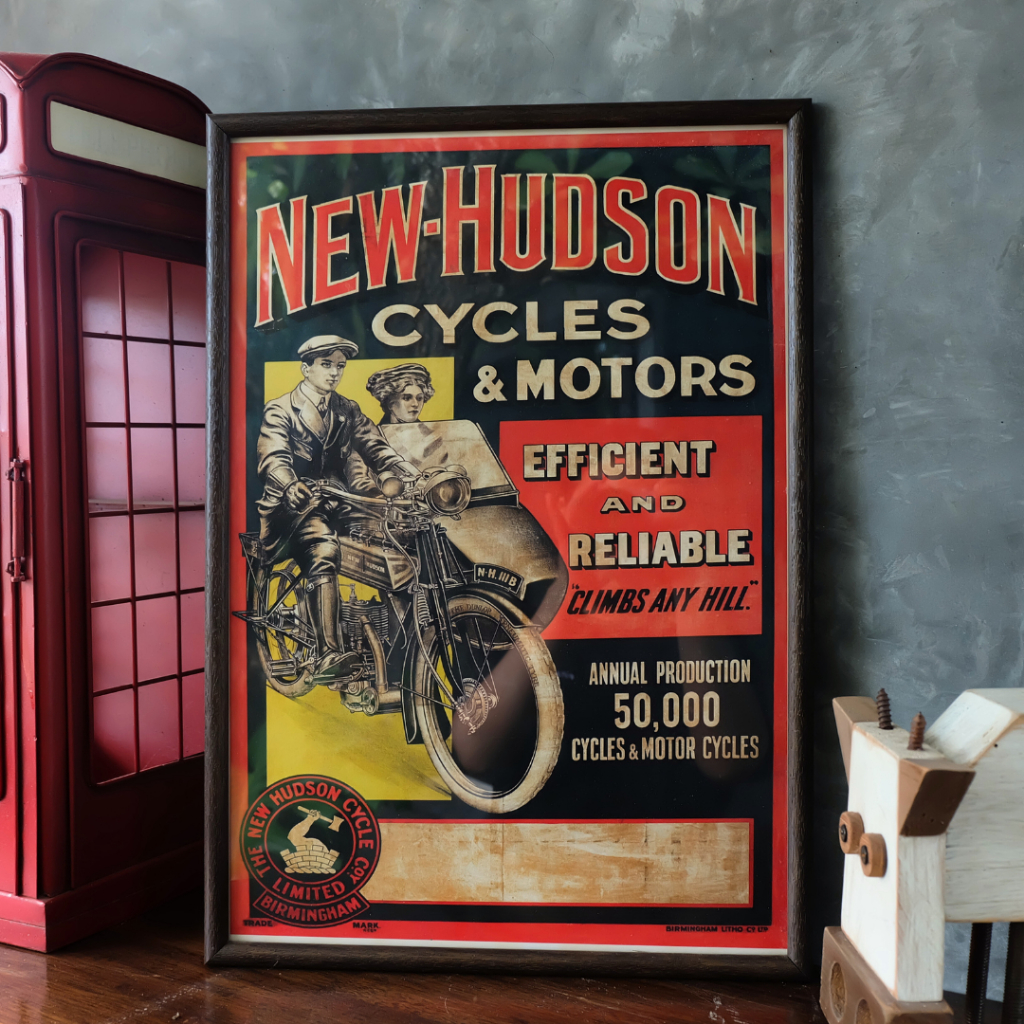 รูปโปสเตอร์พร้อมกรอบรูป รูป new hudson ขนาด 13 x 19 นิ้ว
