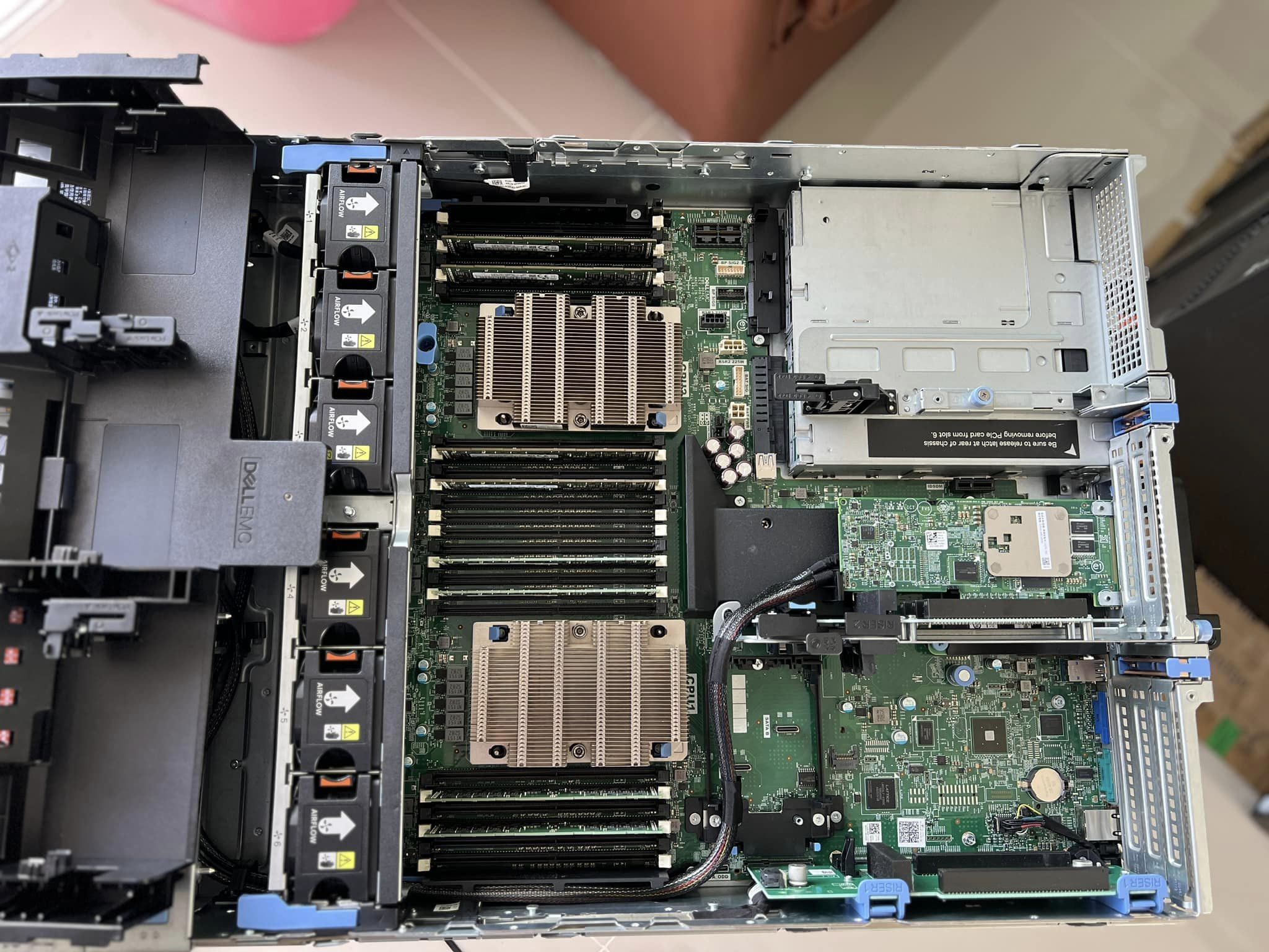 dell emc r740 2cpu gold ddr4 256gb 24cores พร้อมรางเซิฟเวอร์มือสองพร้อมใช้งาน