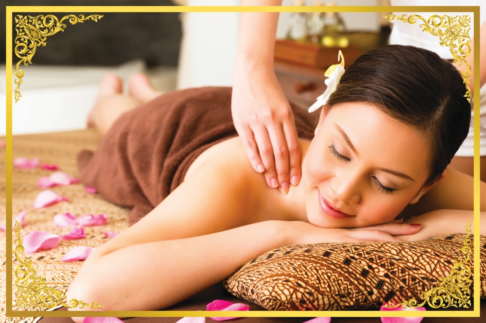 ชุดสติ๊กเกอร์ภาพนวด ตกแต่งด้วยกรอบลายไทย สำหรับตกแต่งร้านนวดไทย สปาไทย (มีให้เลือก 12 ภาพ) ST-SPA1(60x40cm)