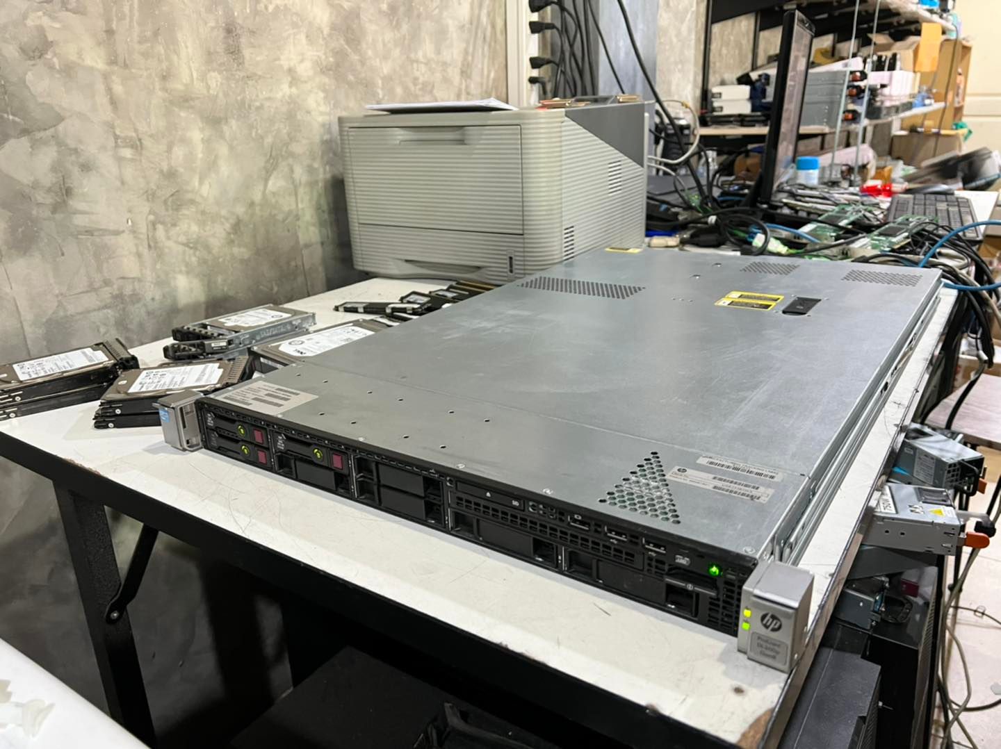 hp dl360p g8 server 2cpu 32gb 24cores มือ 2 พร้อมใช้งาน