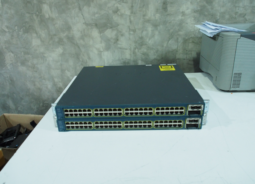 Cisco C3560E 48PoE Gig มือ 2 พร้อมใช้งาน
