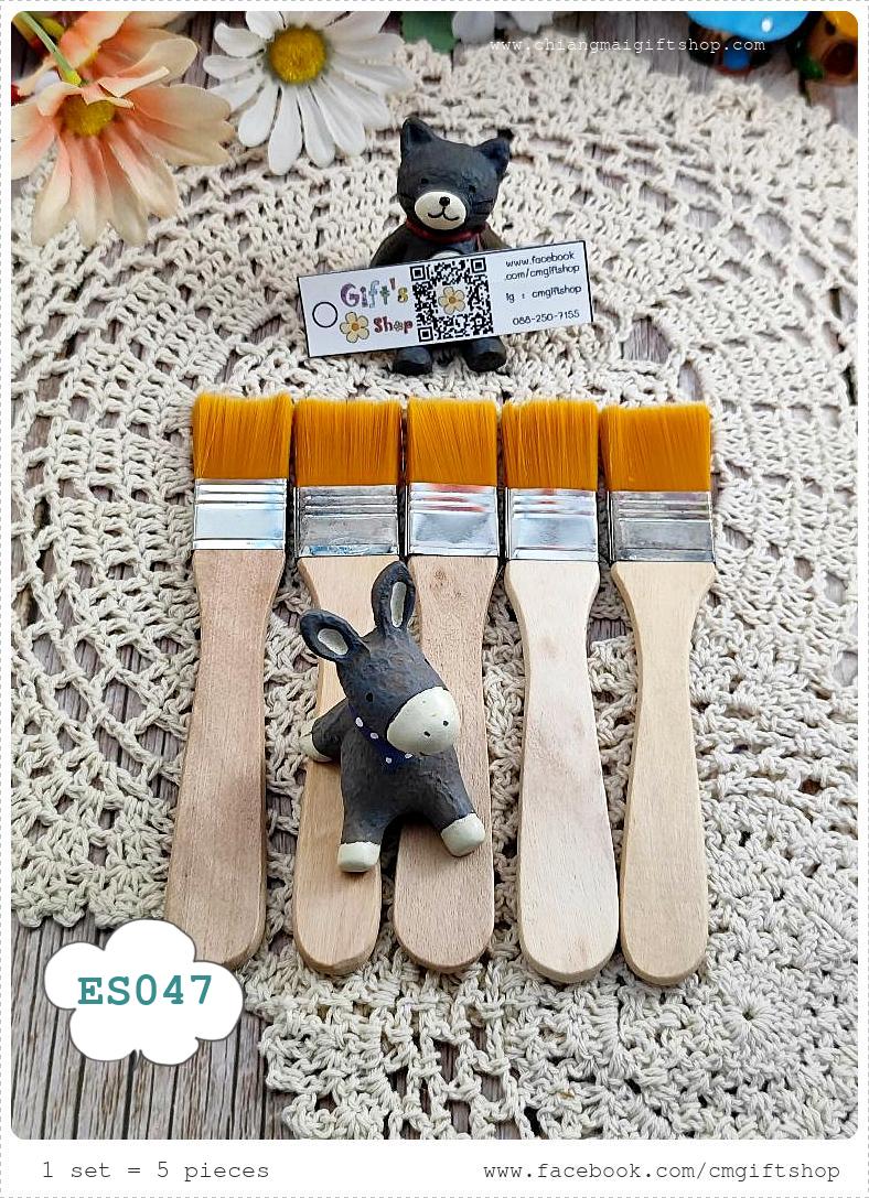 Saleลดราคาตำหนิเล็กน้อย, ขายส่งแปรงขนทองด้ามไม้ขนาดกลาง, ขายยกชุด 1 ชุด มี 5 ด้าม, แปรงทาสี, แปรงทากาว, แปรงทาน้ำยาเคลือบฯ, ประหยัดมาก, เหมาะสำหรับจัดกิจกรรมเวิร์คช็อป, อุปกรณ์เดคูพาจเบื้องต้น , 1 ชุดมี 5 ด้าม