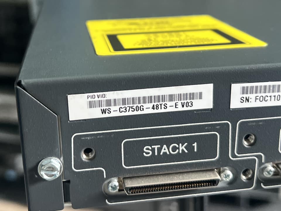 Cisco 3750G Gigabit 48 port layer 3 สวิทซิสโก้มือสองพร้อมใช้งาน