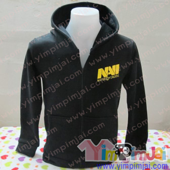 เสื้อกันหนาว navi