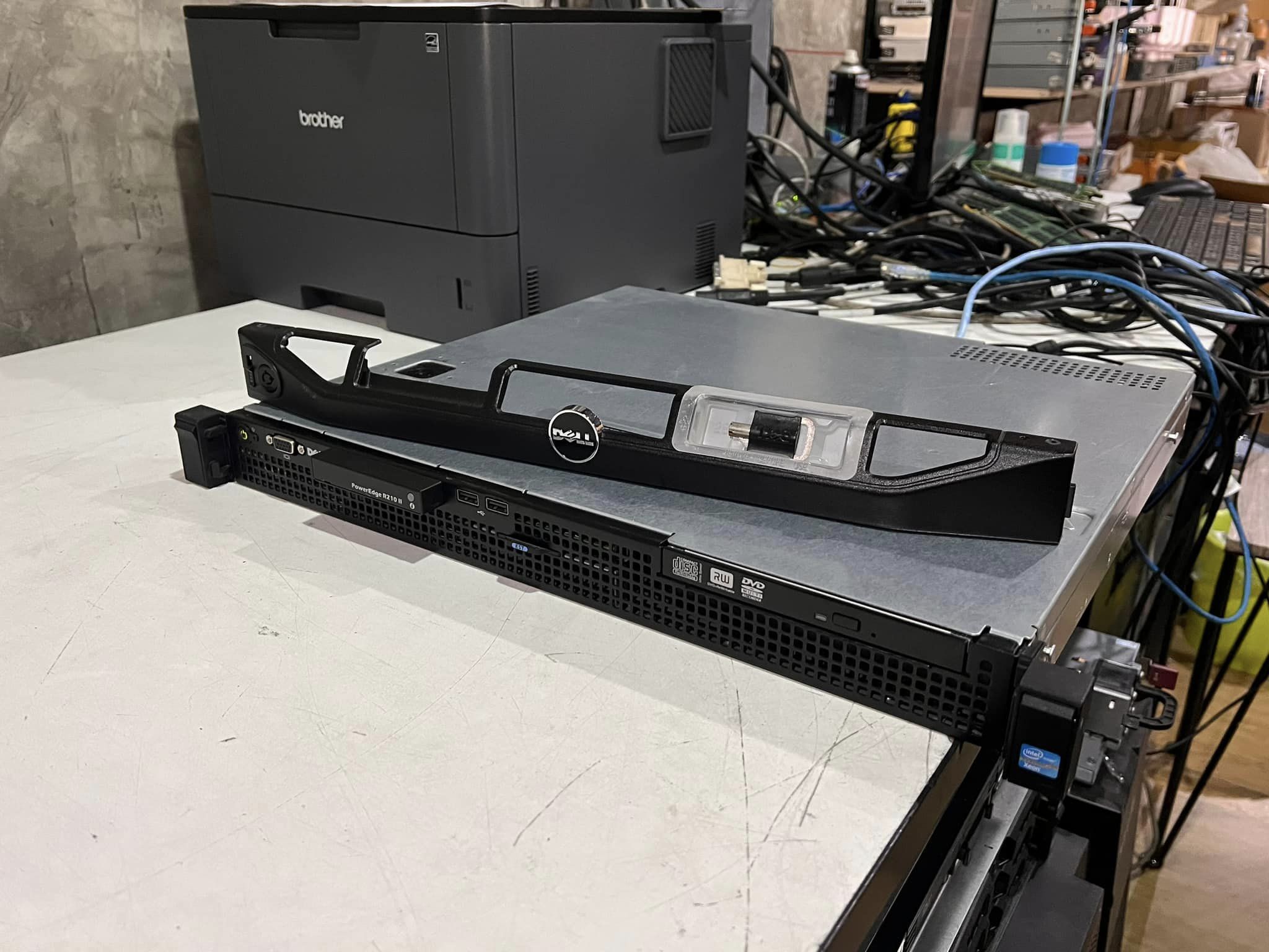 dell r210 ii server มือ 2 พร้อมใช้งาน