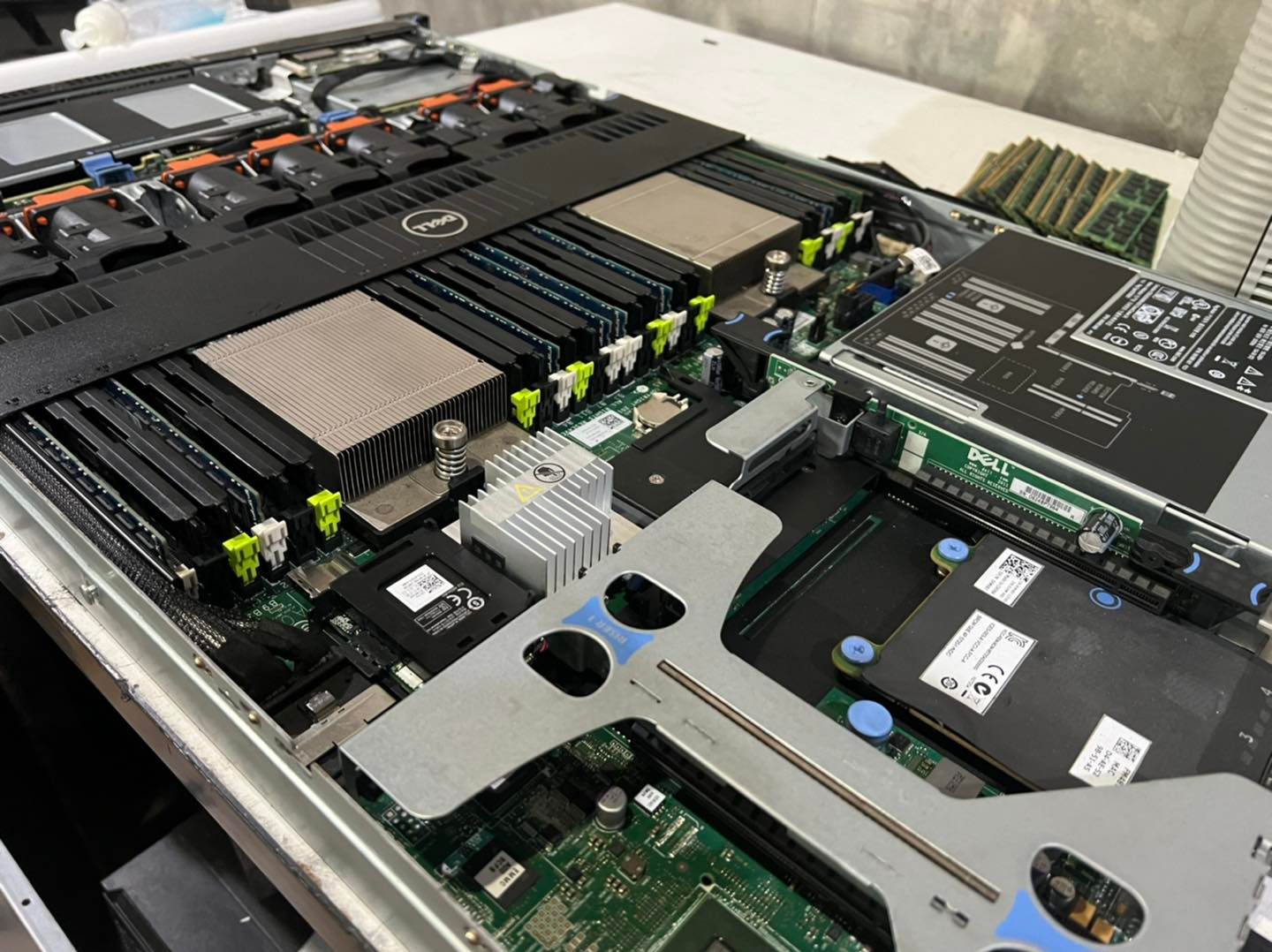 dell r620 2cpu 32gb เซิฟเวอร์มือสองพร้อมใช้งาน