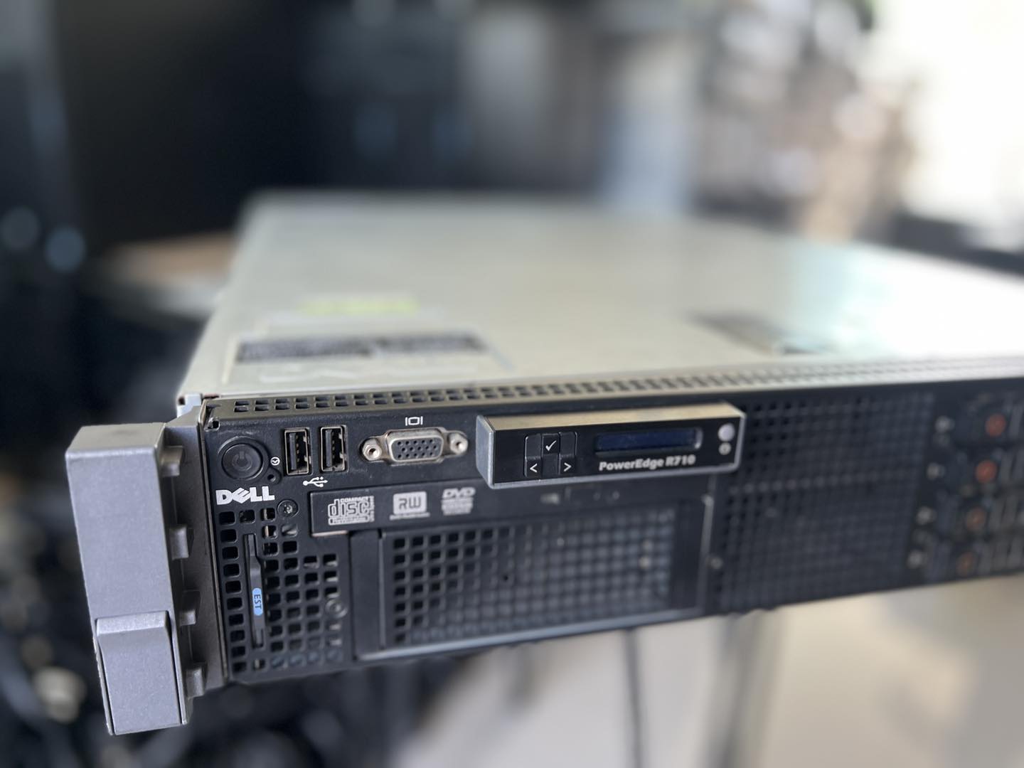 dell r710 2cpu ram 32 12cores เซิฟเวอร์มือสองพร้อมใช้งาน