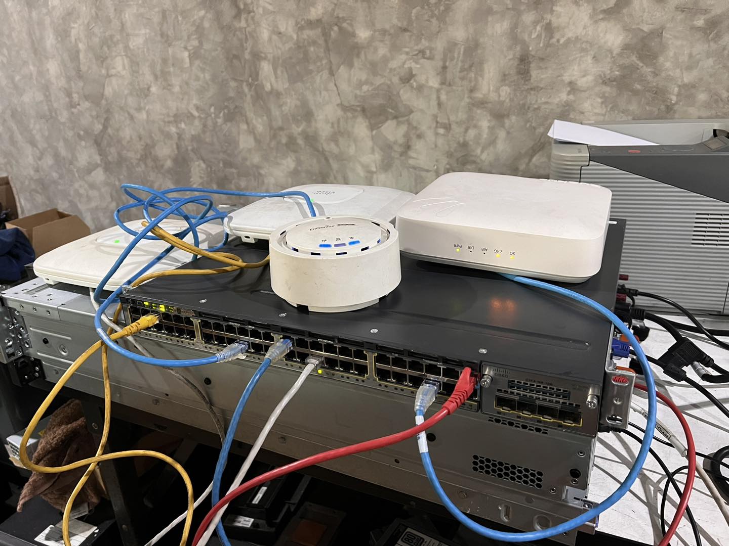 Cisco 3750X 48port PoE gigabit sfp 10g มือสองพร้อมใช้งาน