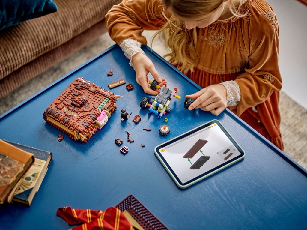 เลโก้ LEGO Harry Potter 76449 Chomping Monster Book of Monsters