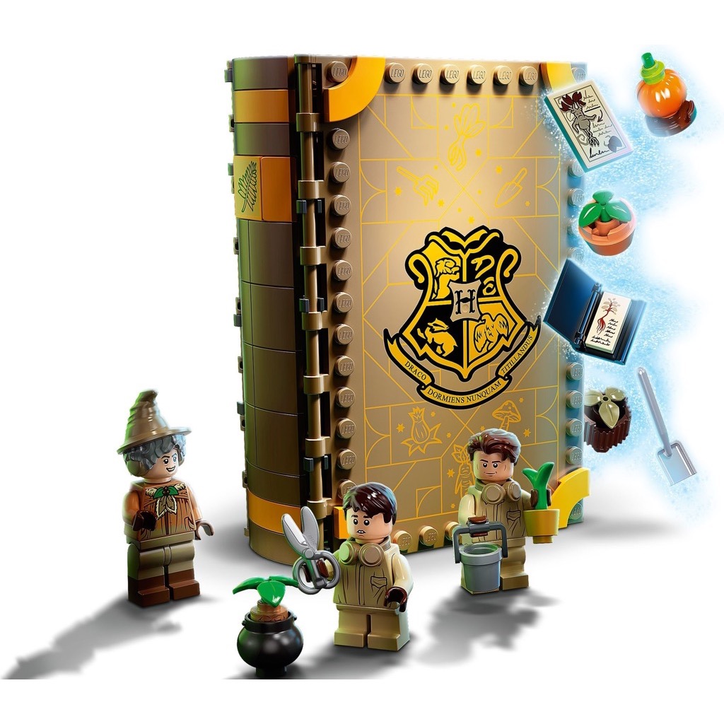 เลโก้ LEGO Harry Potter 76384 Hogwarts Moment: Herbology Class