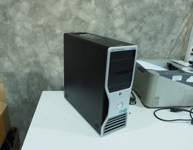 dell t5500 2cpu มือ 2 พร้อมใช้งาน