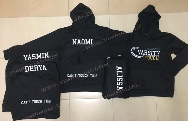 ตัวอย่างเสื้อฮู้ด vasity สกรีนเปลี่ยนชื่อ