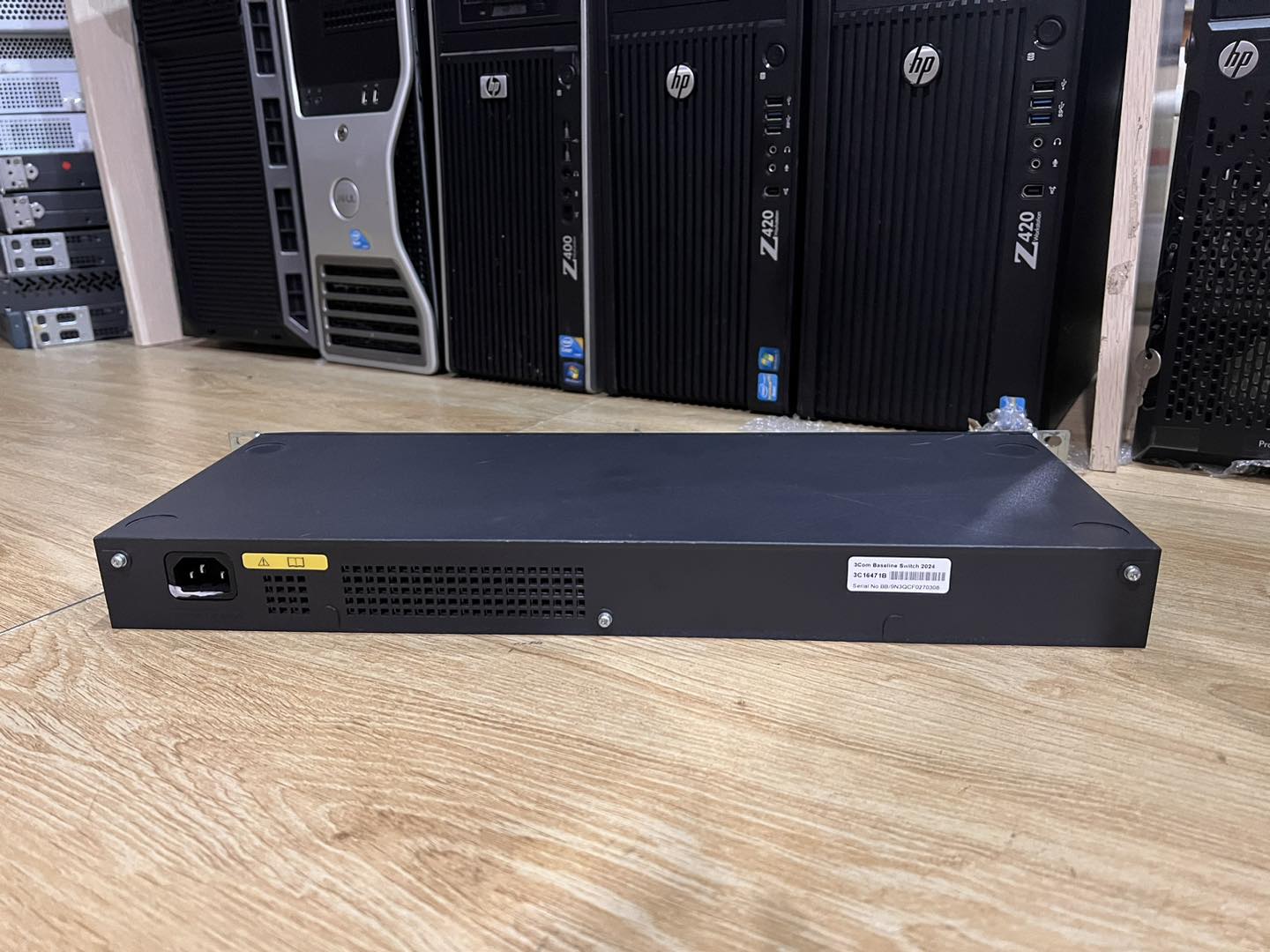 Switch 3Com 2024 3C16471B 24 Ports มือสองพร้อมใช้งาน