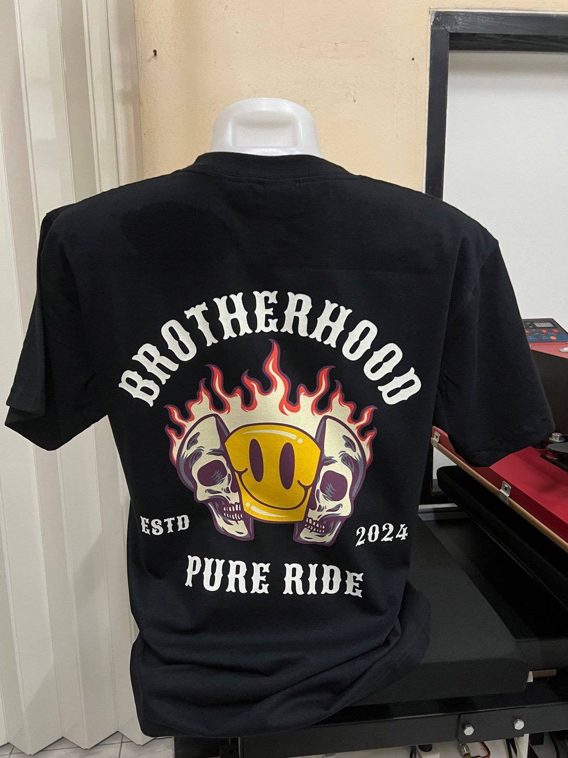 เสื้อสกรีนลาย