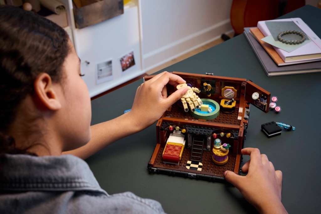 เลโก้ LEGO Wednesday 76785 Thing’s Apartment