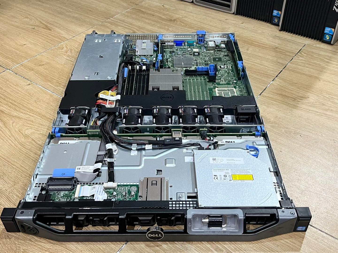 dell r320 ram 32gb server มือ 2 พร้อมใช้งาน