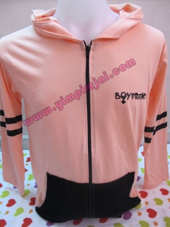 เสื้อฮู้ดดำแขนโอรส
