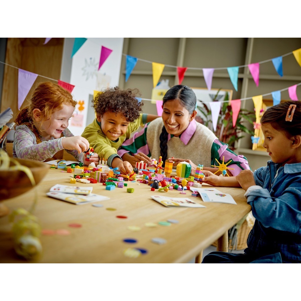 เลโก้ LEGO Classic 11029 Creative Party Box
