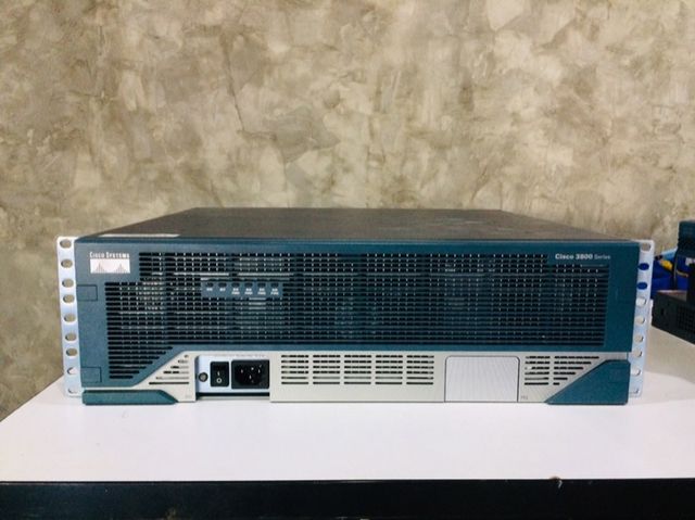 Router Cisco 3845 มือ 2 พร้อมใช้งาน