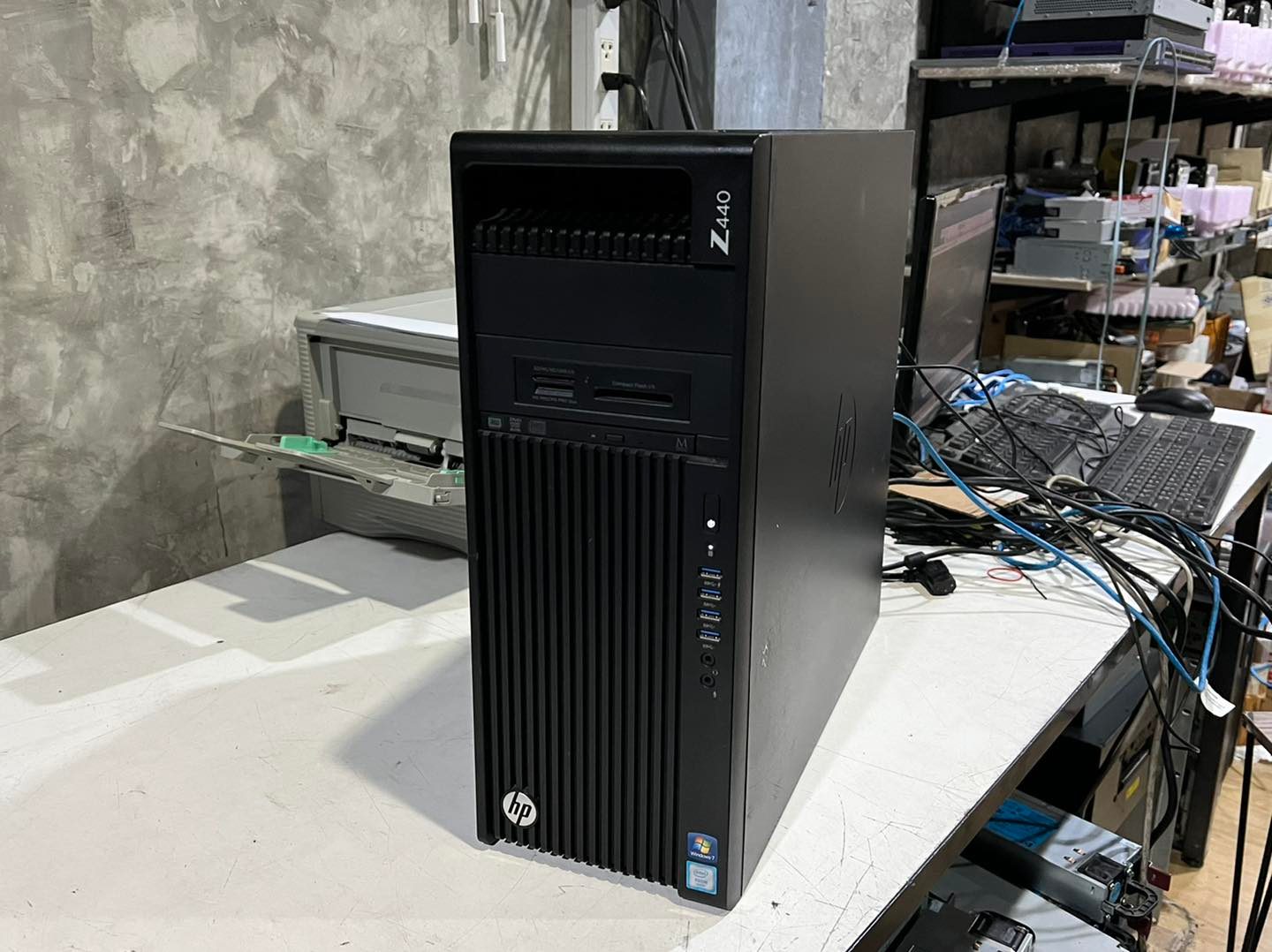 HP Z440 ram 32 k420 Workstation มือสองพร้อมใช้งาน