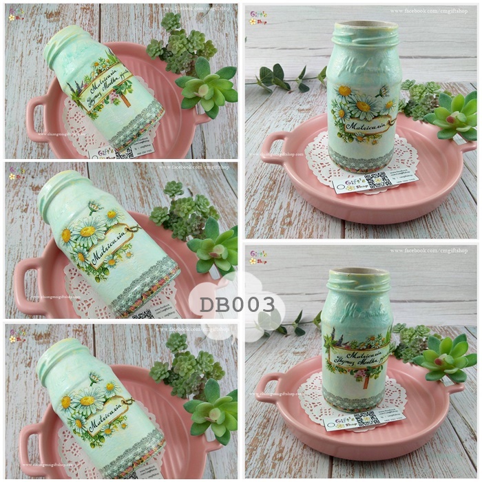 SALE !!! ขวดแก้วเดคูพาจ, แจกันเดคูพาจ, งานแฮนด์เมด ใส่ของได้อเนกประสงค์ ขายแบบ 1 ใบ ลายป้ายดอกไม้พื้นหลังสีเขียวอ่อน DB003