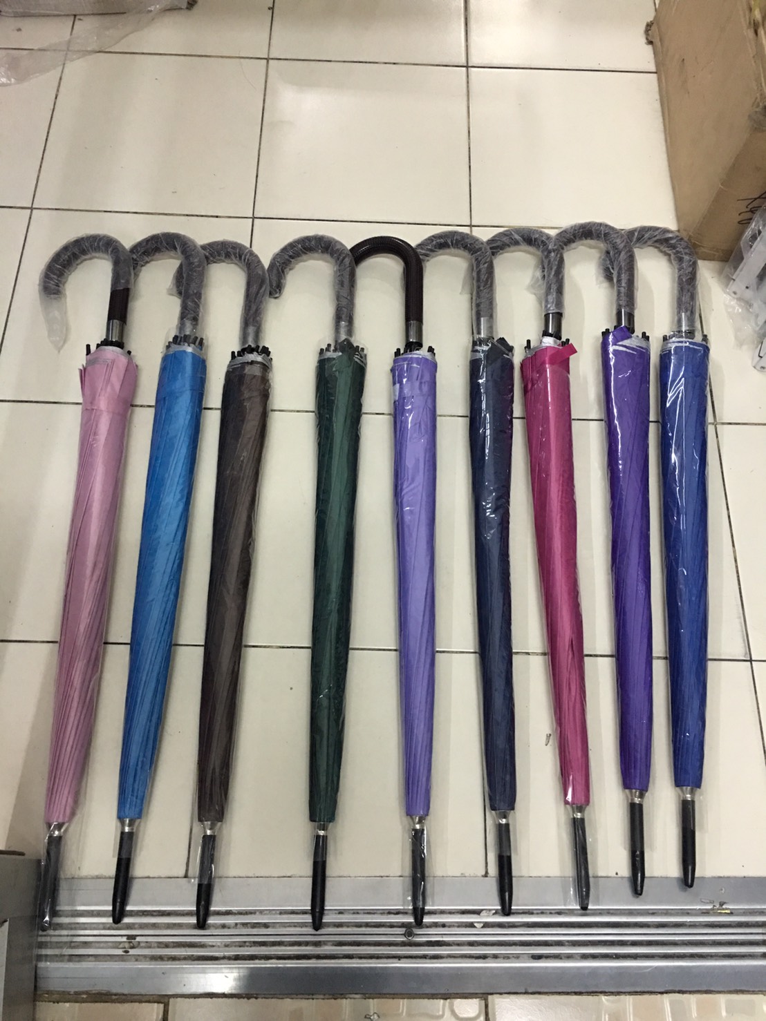 ร่มตอนเดียว22นิ้ว16ก้านมียูวี