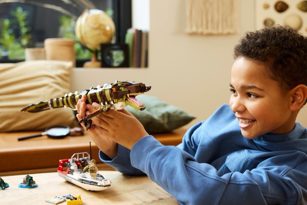 เลโก้ LEGO Jurassic World 76974 Brick-Built Mosasaurus Boat Mission