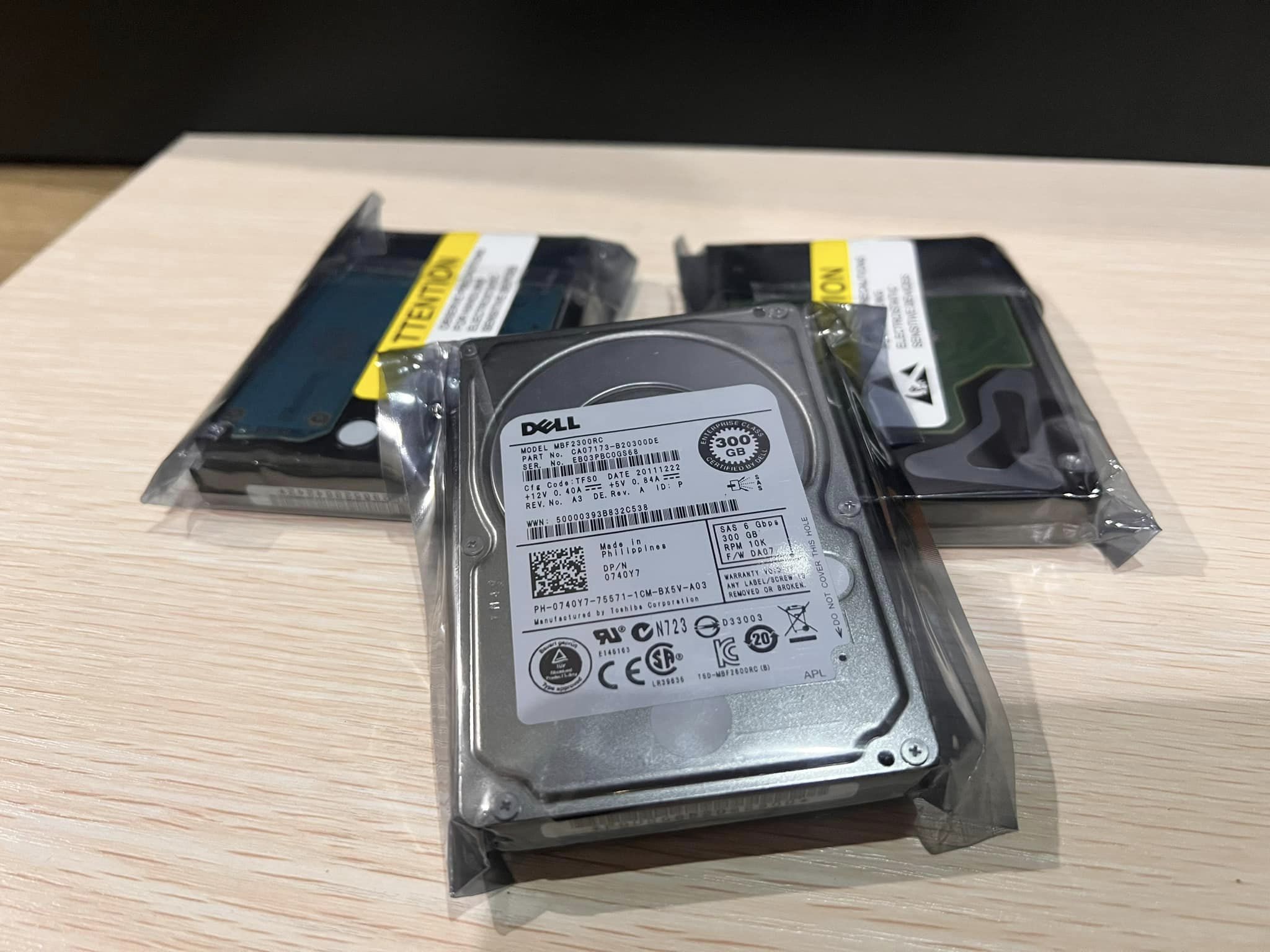 hdd sas 300gb 10k 2.5 ฮาร์ดดิสเซิฟเวอร์มือสองพร้อมใช้งาน