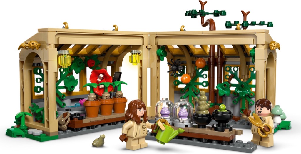 เลโก้ LEGO Harry Potter 76445 Hogwarts™ Castle: Herbology Class
