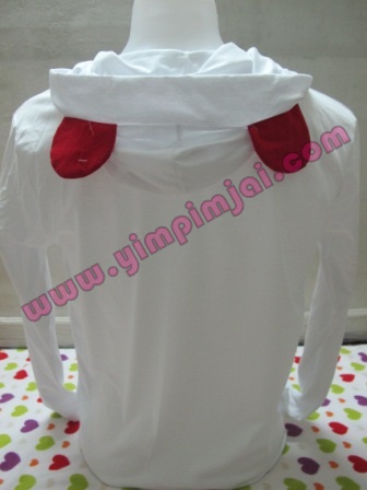 เสื้อฮู้ดสีขาว หูหมีสีแดง