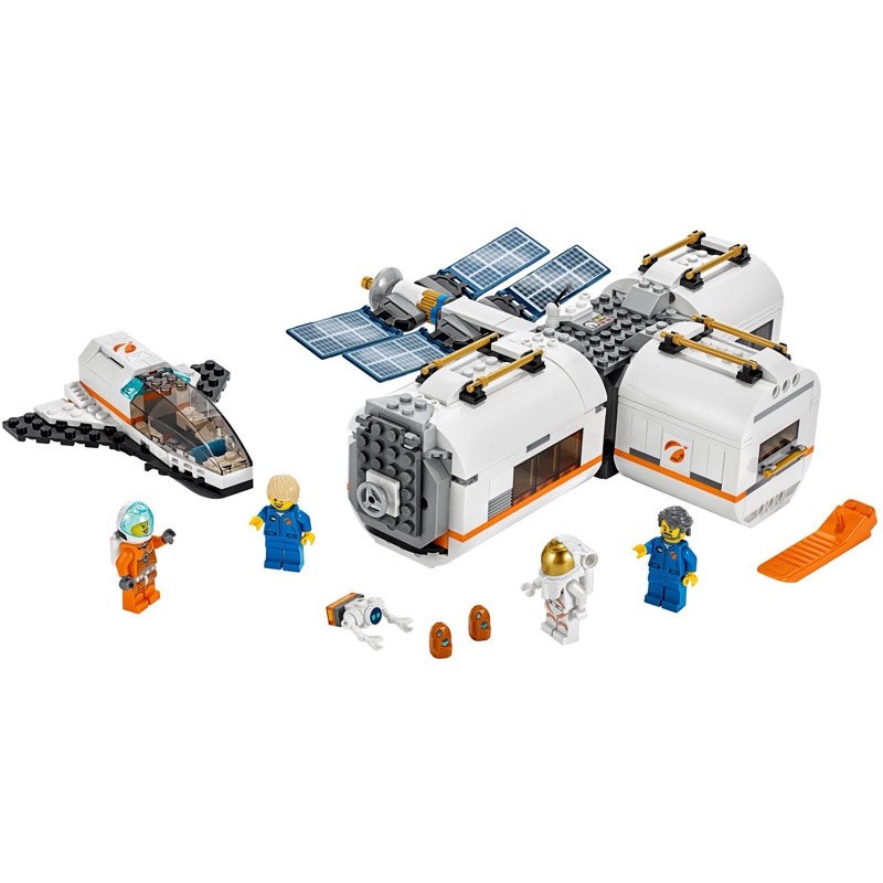 LEGO City 60227 Lunar Space Station