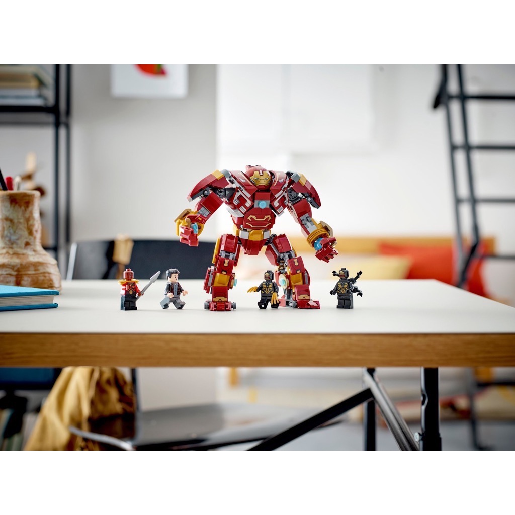 เลโก้ LEGO Super Heroes 76247 The Hulkbuster: The Battle of Wakanda