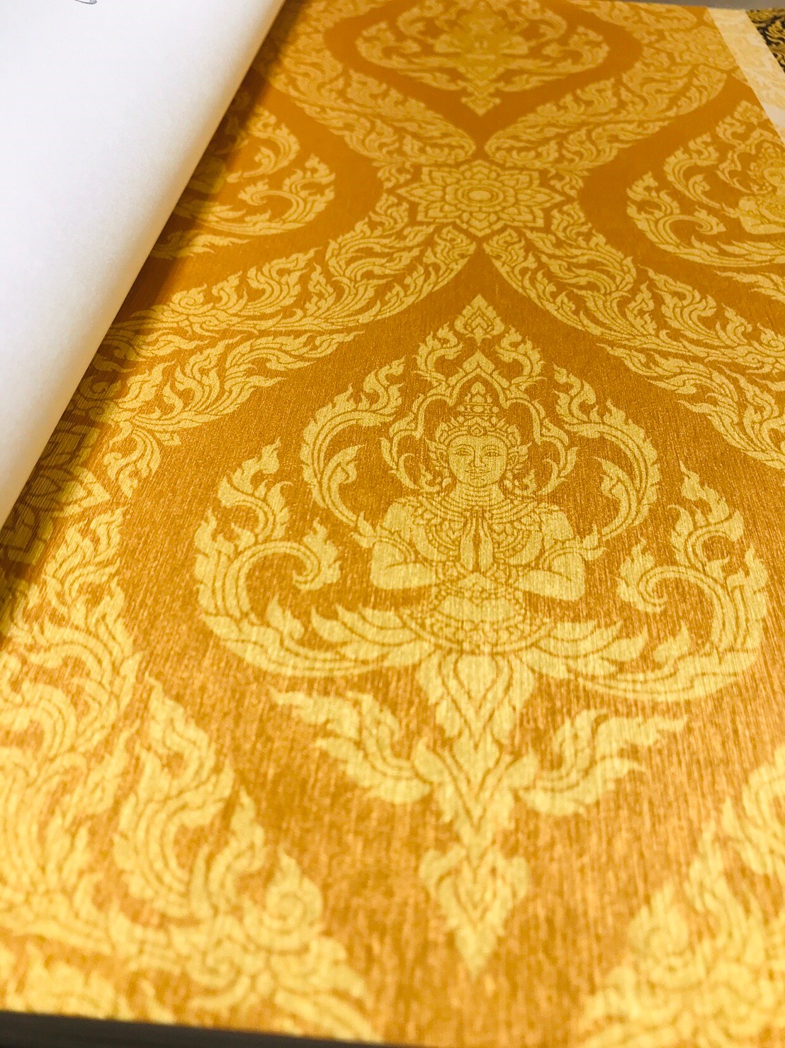 วอลเปเปอร์ลายไทย ลายเทพพนม (ขอบบนล่าง) ทอง 039-12