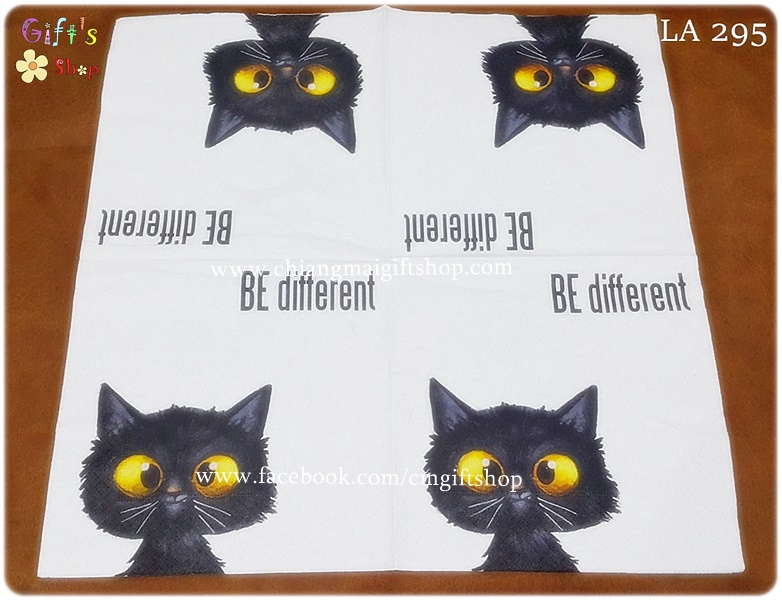 กระดาษแนปกิ้น ลายลูกแมวสีดำ ตาสีเหลือง ตัวอักษร Be different พื้นหลังสีขาว