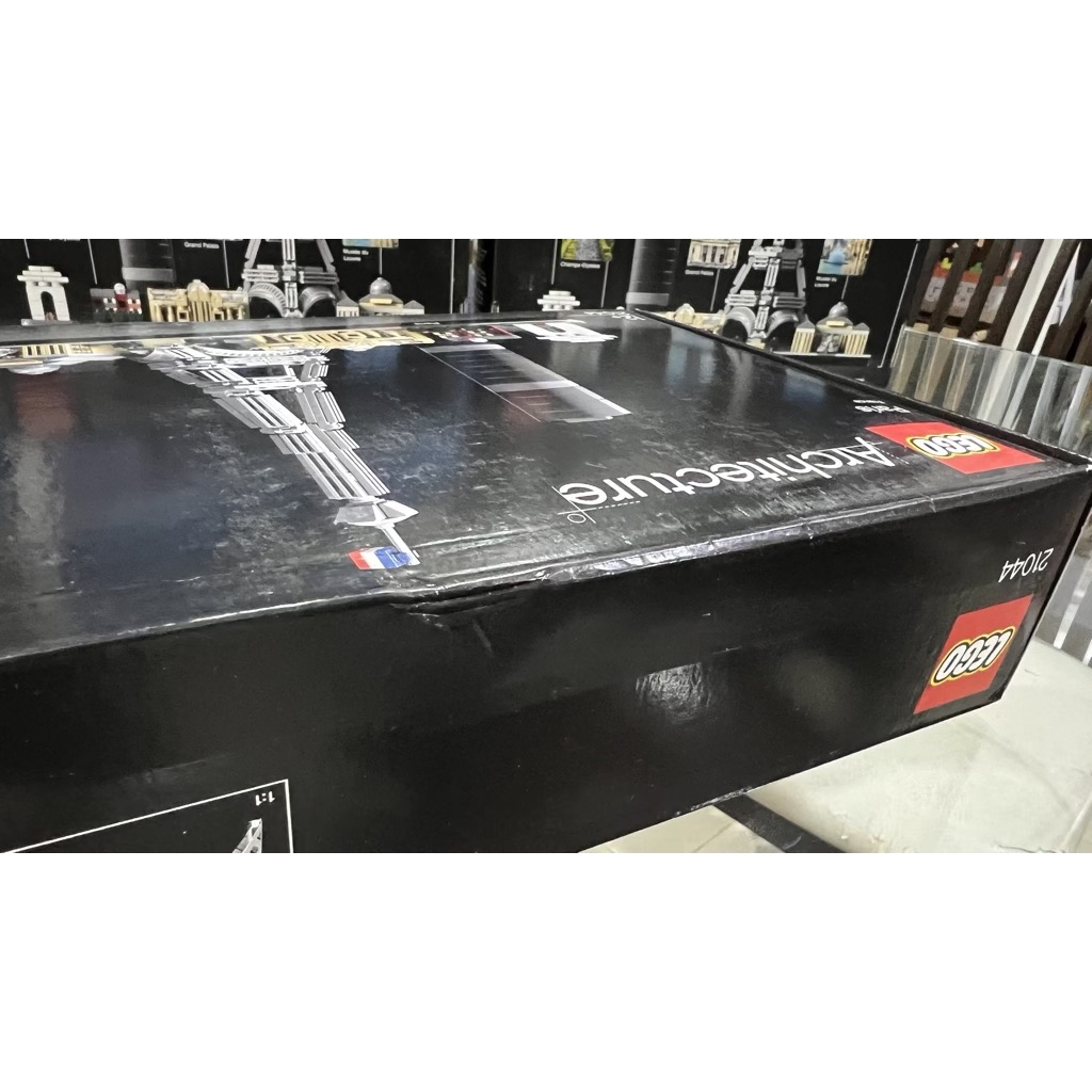 LEGO Architecture 21044 Paris (Damaged Box - กล่องไม่สวย)