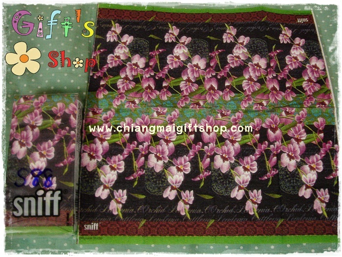 กระดาษแนปกิ้น ลายดอกไม้สีชมพู พื้นหลังสีดำ ขอบสีน้ำตาล เขียว