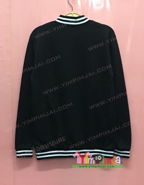 เสื้อกันหนาว เบสบอล สีดำ แขนยาว กระดุม มีกระเป๋า สกรีนตามสั่ง เสื้อเปล่านด้านหลัง