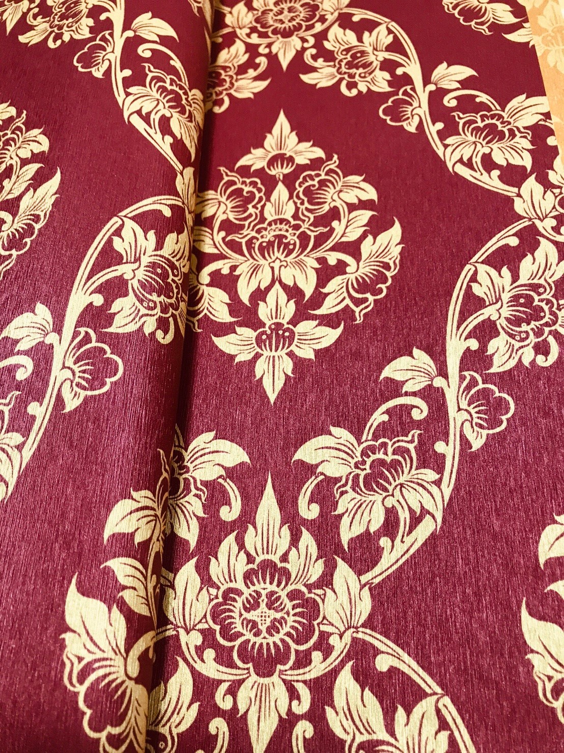 วอลเปเปอร์ลายไทย ดอกพุดตาน แดง-ทอง 101-8