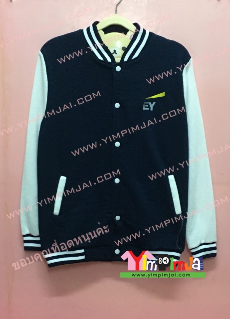 เสื้อกันหนาว เบสบอล สีดำ แขนยาวขาว กระดุมขาว ลายตามสั่ง เสื้อห้อง เสื้อรุ่น EY