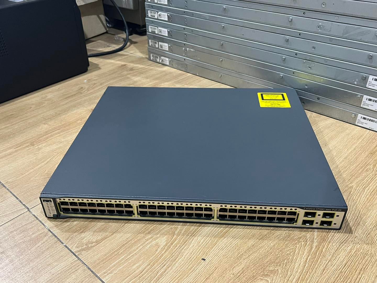 Cisco 3750G 48PoE switch มือสองพร้อมใช้งาน