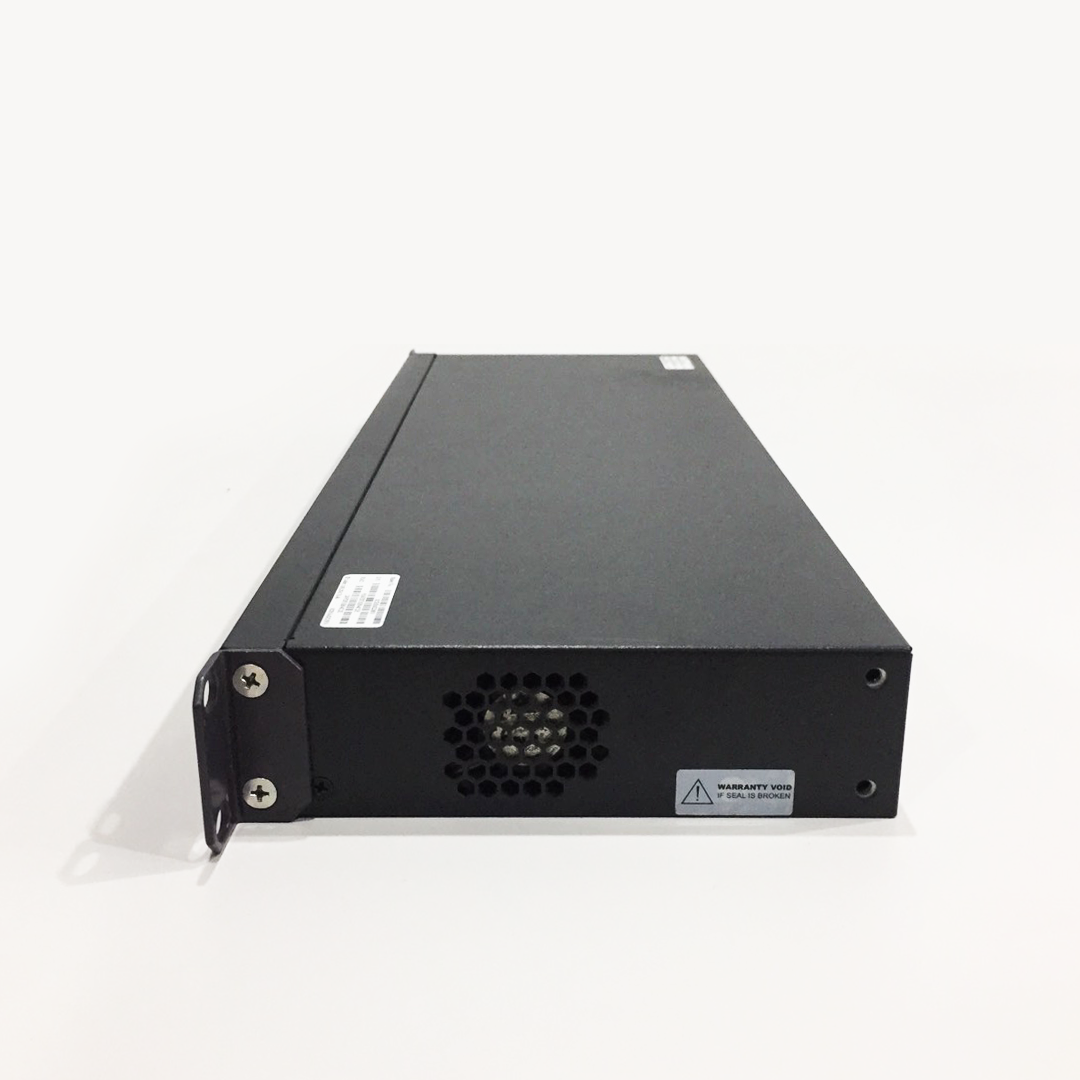 3com baseline Switch 2928-SFP Plus มือสองพร้อมใช้งาน